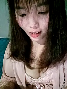 Snapshot of Girl-crazy1 chatting on 8, 4, 2026 Girl-crazy1 online show from 8, 4, 2026