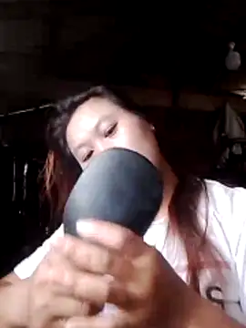 Snapshot of bany-lee chatting on 21, 6, 2026 bany-lee online show from 21, 6, 2026