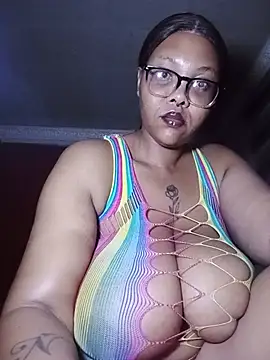 Snapshot of ShantelBootyBoobs chatting on 24, 6, 2026 ShantelBootyBoobs online show from 24, 6, 2026