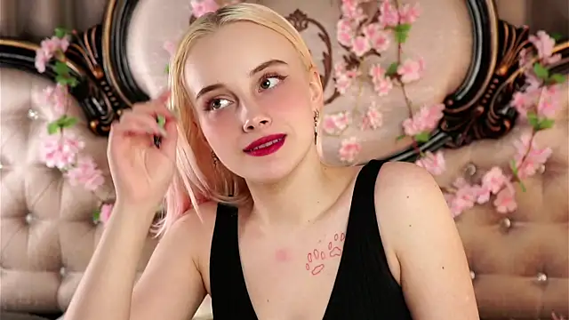 KirstinMcgeady online show from 10, 4, 2026