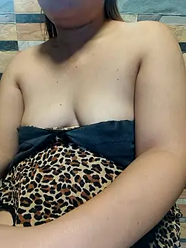 Snapshot of squirtshantal chatting on 7, 1, 2026 squirtshantal online show from 7, 1, 2026