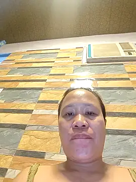 Snapshot of squirtshantal chatting on 10, 3, 2026 squirtshantal online show from 10, 3, 2026