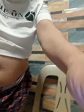 Snapshot of squirtshantal chatting on 27, 3, 2026 squirtshantal online show from 27, 3, 2026