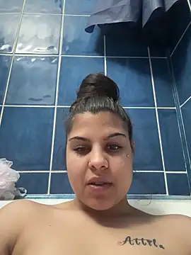 Vivike234 online show from 3, 3, 2026