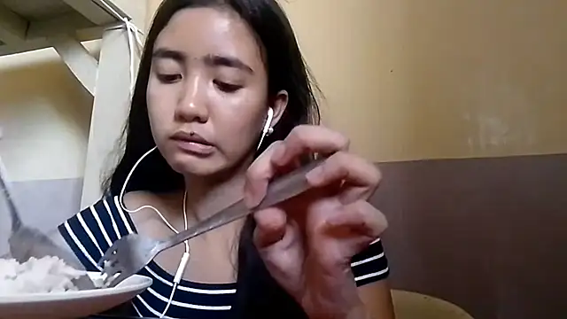 RessieAshcroft online show from 26, 2, 2026