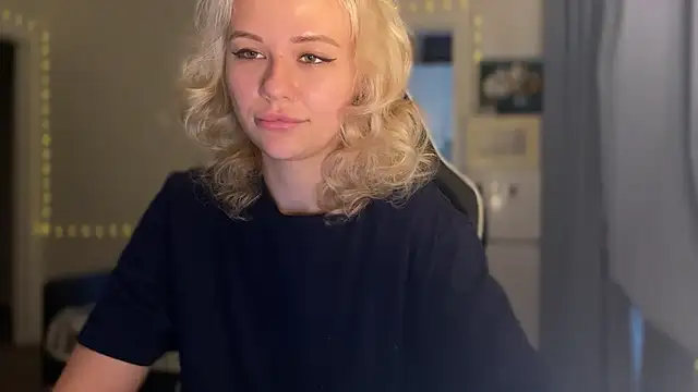 Leylia Lily online show from 11, 3, 2026