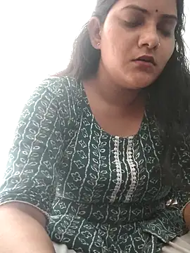 Snapshot of Anushka_Singh0 chatting on 15, 5, 2026 Anushka Singh0 online show from 15, 5, 2026