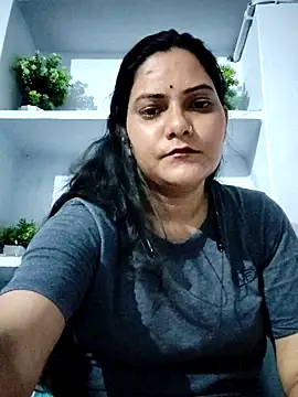 Snapshot of Anushka_Singh0 chatting on 27, 5, 2026 Anushka Singh0 online show from 27, 5, 2026