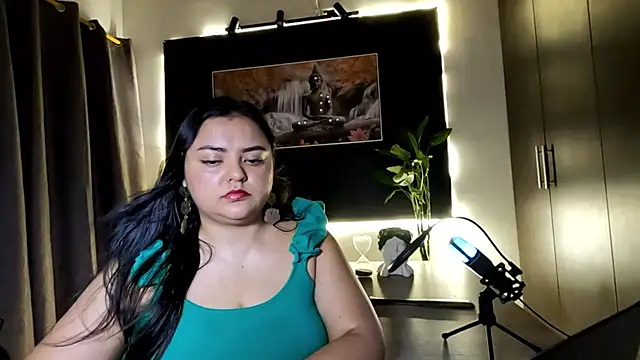 Snapshot of AzaraOnyx chatting on 10, 7, 2026 AzaraOnyx online show from 10, 7, 2026