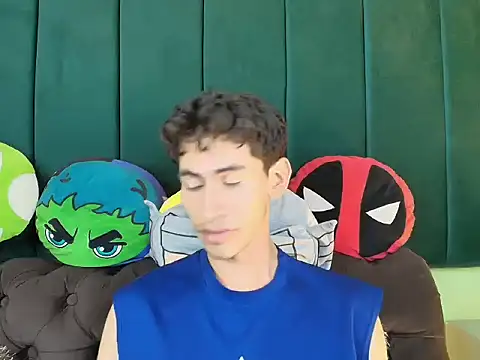 Snapshot of skinny_jean_ chatting on 21, 2, 2026 skinny jean online show from 21, 2, 2026