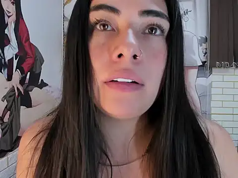 miss sexxy online show from 15, 4, 2026