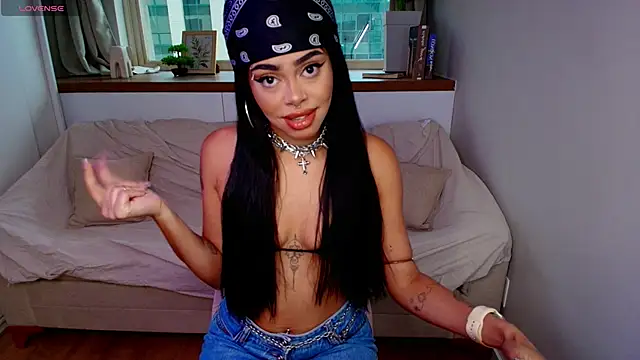 Snapshot of Pauline_Clark chatting on 12, 3, 2026 Pauline Clark online show from 12, 3, 2026