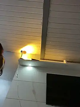 Snapshot of Pauline_Clark chatting on 7, 4, 2026 Pauline Clark online show from 7, 4, 2026