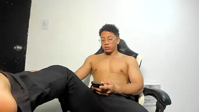 Snapshot of MaxSeduce23 chatting on 22, 2, 2026 MaxSeduce23 online show from 22, 2, 2026