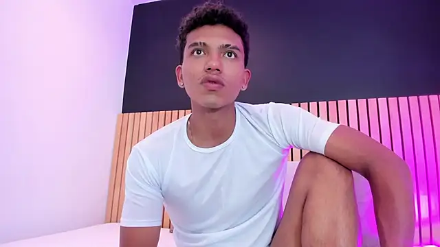 jhoystrong  online show from 25, 2, 2026