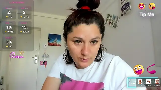 Snapshot of EVELYNA88 chatting on 15, 7, 2026 EVELYNA88 online show from 15, 7, 2026