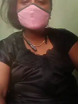 Snapshot of tamilkaviya431 chatting on 6, 6, 2026 tamilkaviya431 online show from 6, 6, 2026