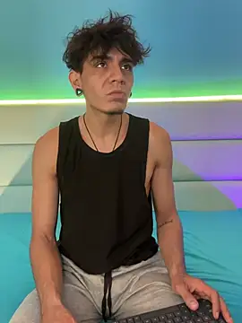 abrilandjulian online show from 24, 3, 2026