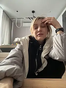 CarmenBlues  online show from 4, 3, 2026