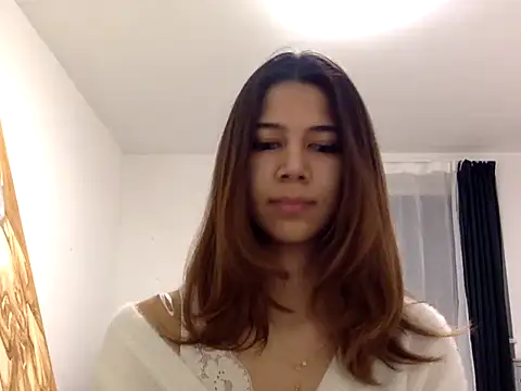 Snapshot of KiraVixenSweet chatting on 15, 2, 2026 KiraVixenSweet online show from 15, 2, 2026