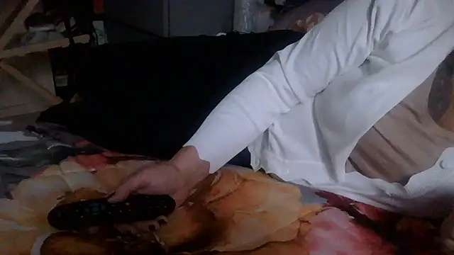 Snapshot of luanahot1 chatting on 1, 3, 2026 luanahot1 online show from 1, 3, 2026