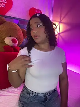 Snapshot of canelaa_sweet5 chatting on 17, 2, 2026 canelaa sweet5 online show from 17, 2, 2026