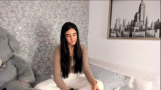 Anika H online show from 7, 4, 2026