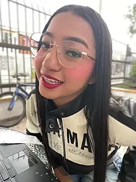 Daniela Pink online show from 25, 5, 2026