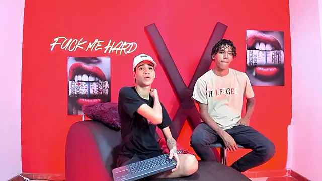 Snapshot of GREEN_BOYS chatting on 15, 2, 2026 GREEN BOYS online show from 15, 2, 2026