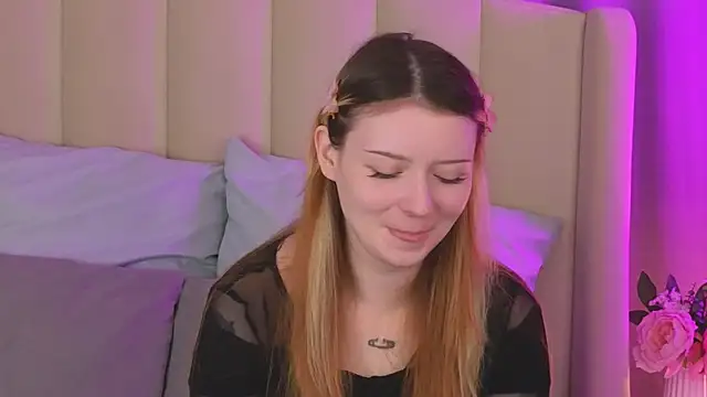 AlyssFrost online show from 30, 6, 2026