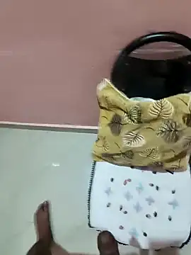 in your dreamslove  online show from 11, 3, 2026