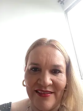 charlotte milf30 online show from 2, 3, 2026