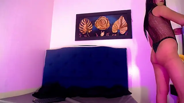 Snapshot of Karlaa_Hernandez_ chatting on 3, 3, 2026 Karlaa Hernandez online show from 3, 3, 2026