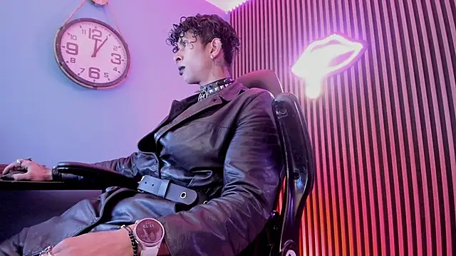 Maximoking26 online show from 19, 2, 2026