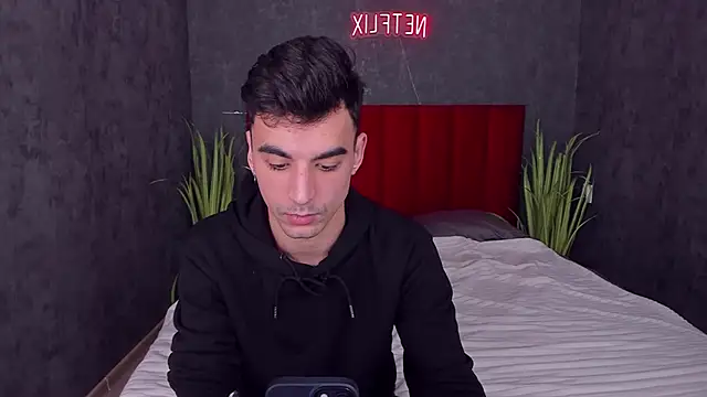 Slendy Knox online show from 19, 2, 2026