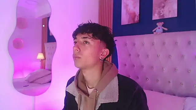 Aiden Rivers  online show from 8, 4, 2026