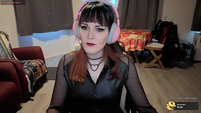 Samanteased online show from 7, 4, 2026