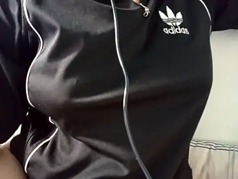 taigaakko online show from 14, 4, 2026