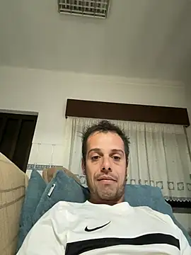 Snapshot of vieiratiago963 chatting on 24, 5, 2026 vieiratiago963 online show from 24, 5, 2026