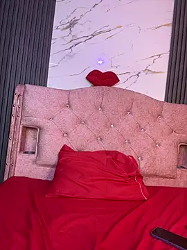 Aylin fire online show from 28, 2, 2026