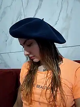 Snapshot of Larinhacat chatting on 2, 3, 2026 Larinhacat online show from 2, 3, 2026