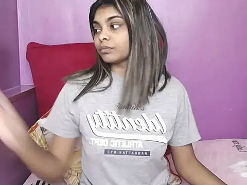 Snapshot of indianicon23 chatting on 8, 5, 2026 indianicon23 online show from 8, 5, 2026