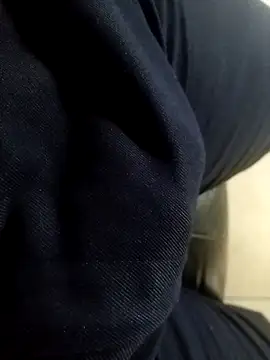 Snapshot of Mr-kke chatting on 19, 3, 2026 Mr-kke online show from 19, 3, 2026