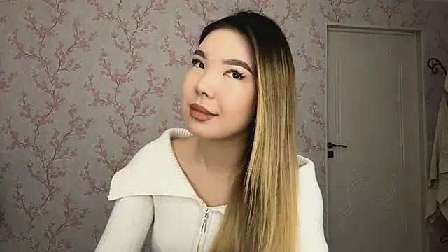 Snapshot of Elina_Mottel chatting on 3, 3, 2026 Elina Mottel online show from 3, 3, 2026