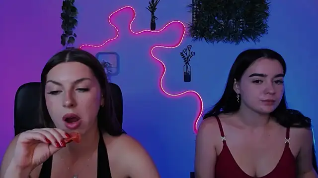 amalialowell online show from 18, 7, 2026