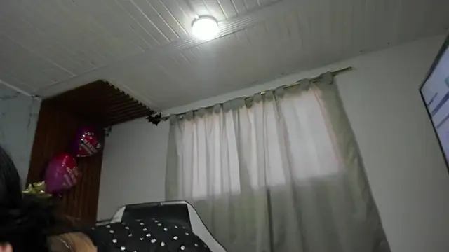 Snapshot of adhara__messY chatting on 26, 2, 2026 adhara messY online show from 26, 2, 2026