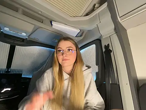 Snapshot of melanieTesss chatting on 20, 2, 2026 melanieTesss online show from 20, 2, 2026