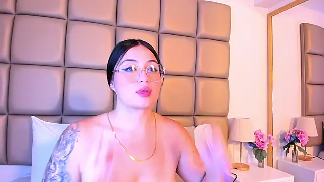 annybentleii online show from 16, 4, 2026