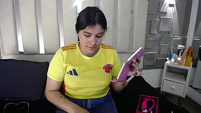 Snapshot of belen_green chatting on 7, 7, 2026 belen green online show from 7, 7, 2026