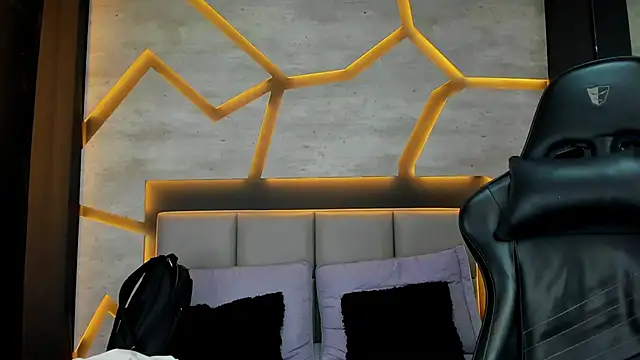 Snapshot of SilkNyx chatting on 24, 2, 2026 SilkNyx online show from 24, 2, 2026